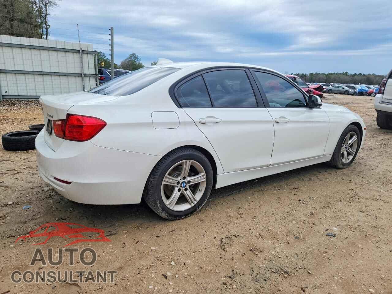 BMW 320 2015 - WBA3B1G57FNT03655