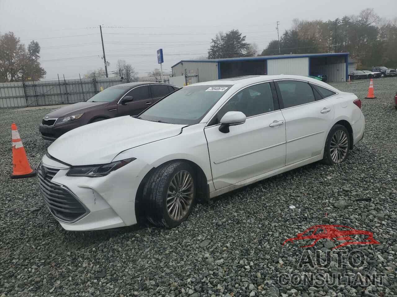 TOYOTA AVALON 2019 - 4T1BZ1FB7KU031802