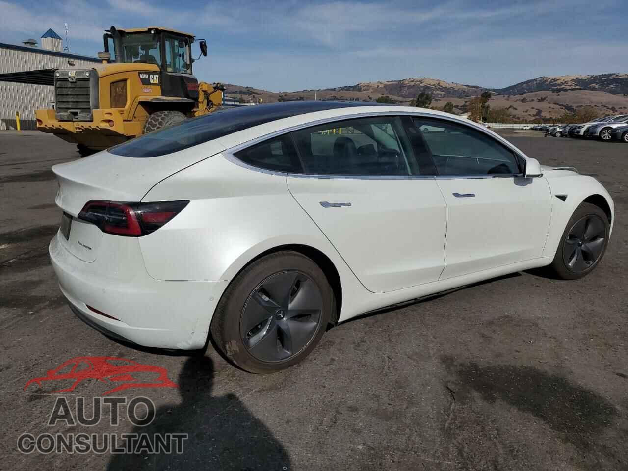 TESLA MODEL 3 2019 - 5YJ3E1EB9KF511807