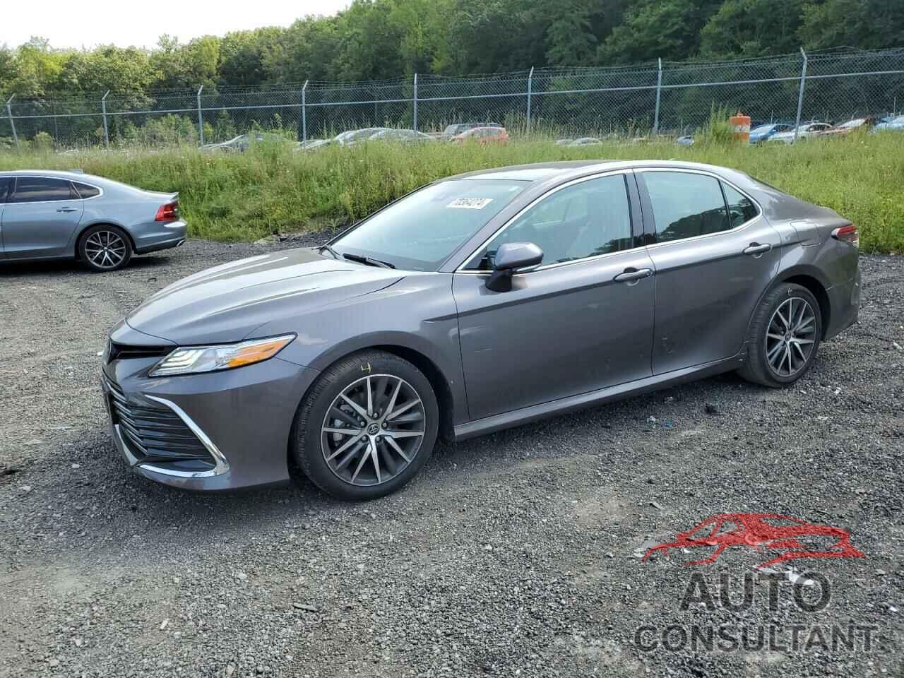 TOYOTA CAMRY 2023 - 4T1F11AK1PU802925