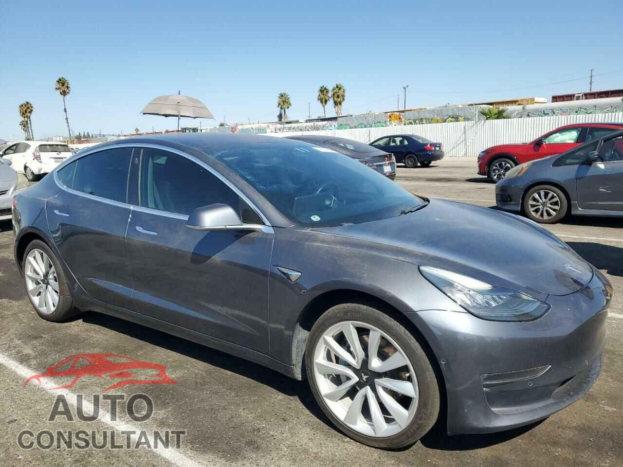 TESLA MODEL 3 2018 - 5YJ3E1EA6JF012047