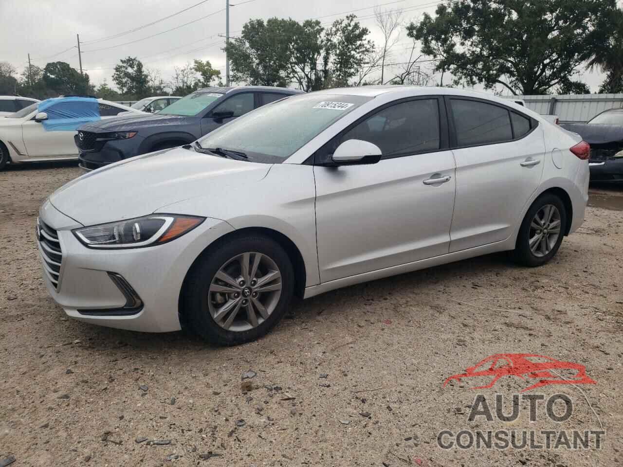 HYUNDAI ELANTRA 2018 - KMHD84LF1JU470254