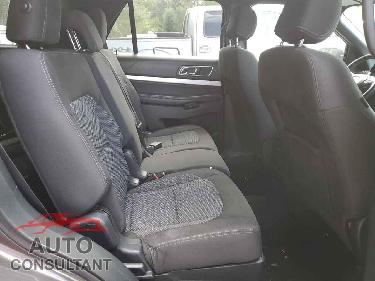 FORD EXPLORER 2017 - 1FM5K8D87HGE01851