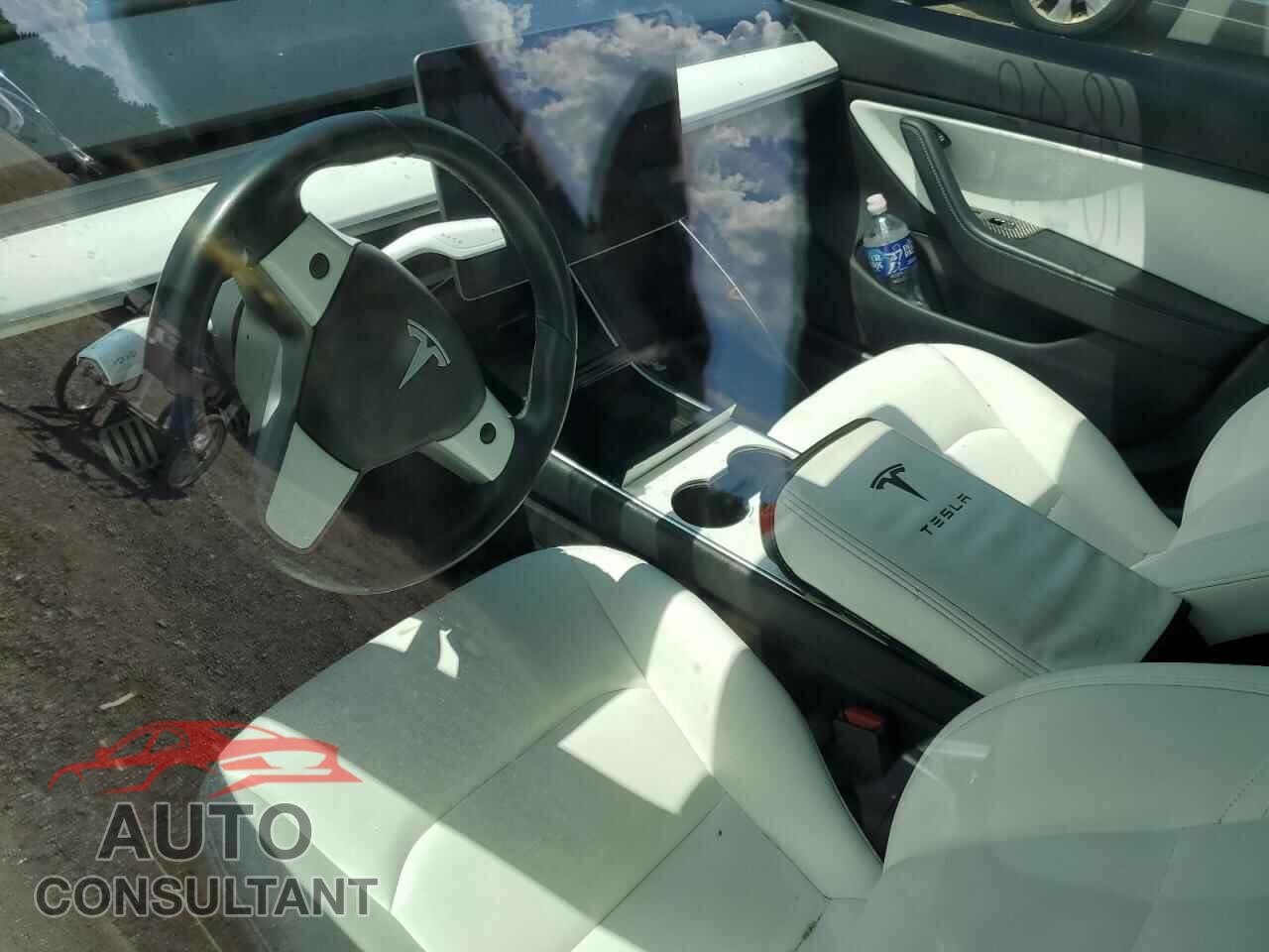 TESLA MODEL 3 2019 - 5YJ3E1EBXKF238182
