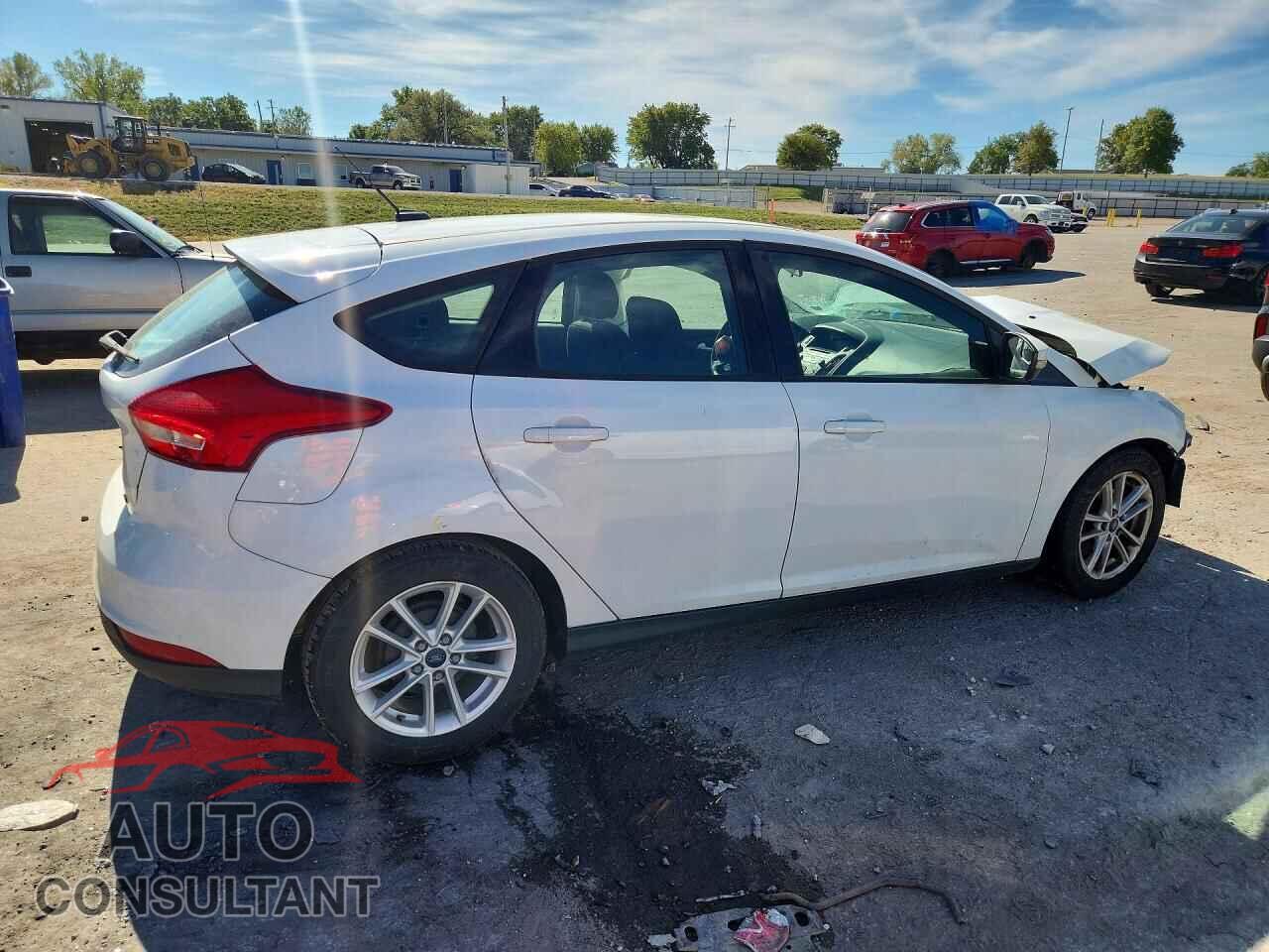FORD FOCUS 2017 - 1FADP3K22HL342921
