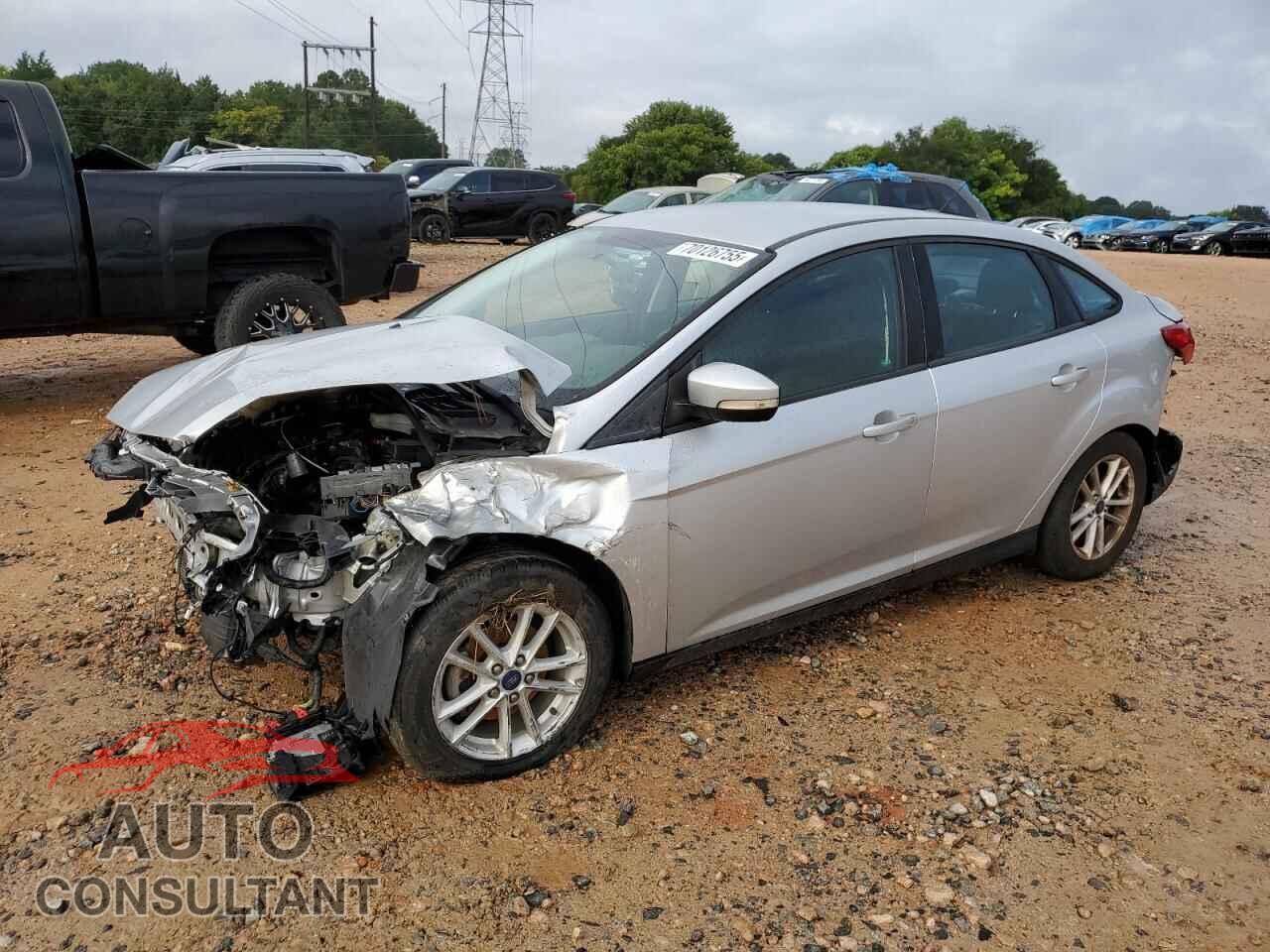 FORD FOCUS 2017 - 1FADP3F28HL320223