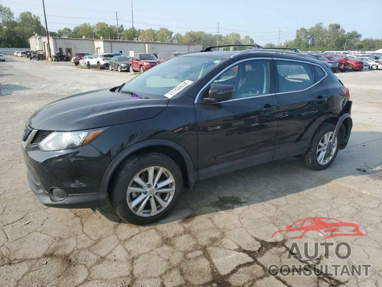 NISSAN ROGUE 2018 - JN1BJ1CR5JW292817