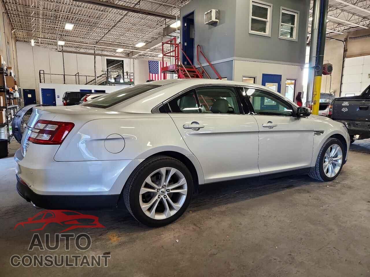 FORD TAURUS 2013 - 1FAHP2E85DG175212