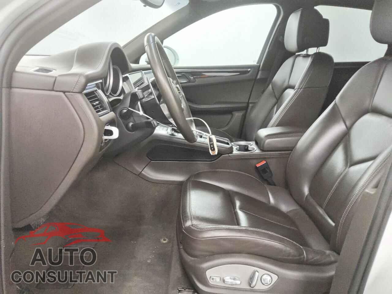 PORSCHE MACAN 2015 - WP1AB2A56FLB50916