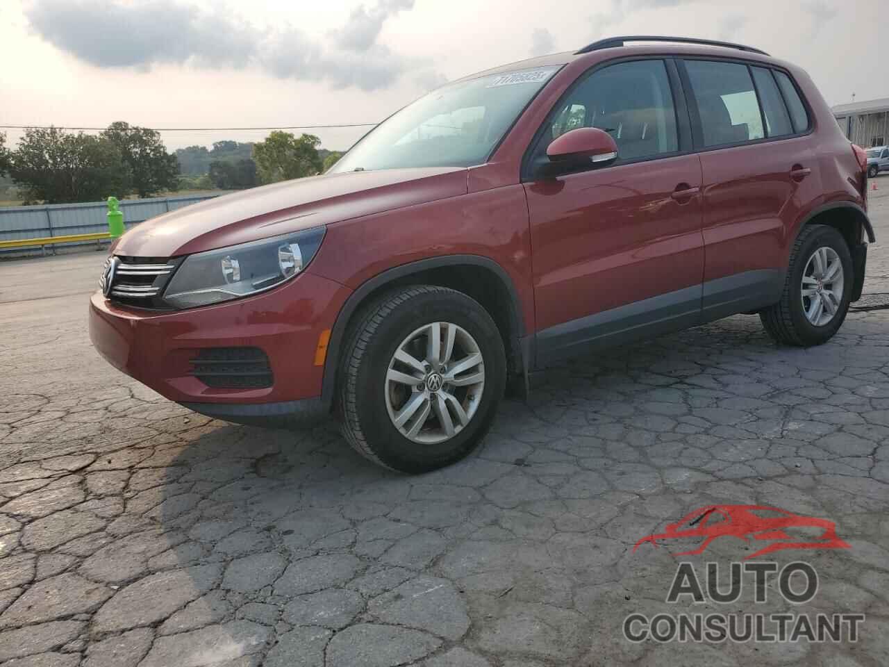 VOLKSWAGEN TIGUAN 2015 - WVGBV7AX9FW042926