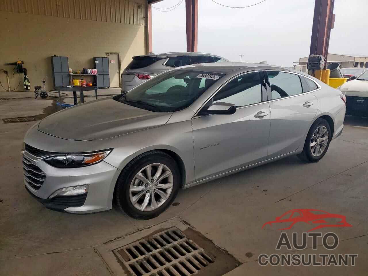 CHEVROLET MALIBU 2022 - 1G1ZD5ST3NF162721