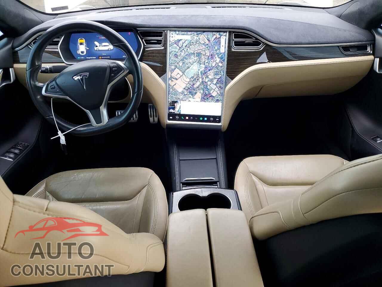 TESLA MODEL S 2015 - 5YJSA1E42FF118651