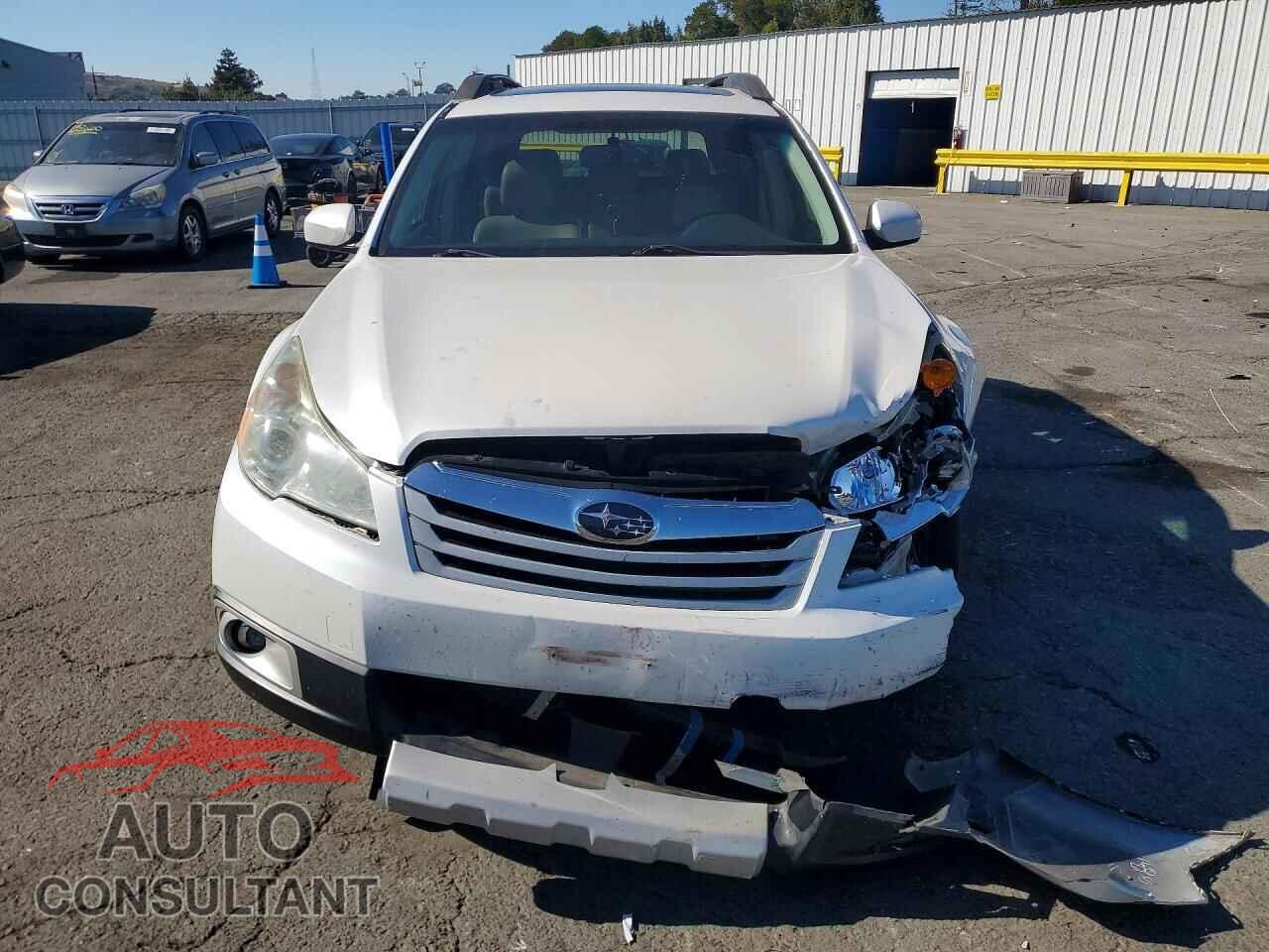 SUBARU OUTBACK 2011 - 4S4BRBLC2B3313659