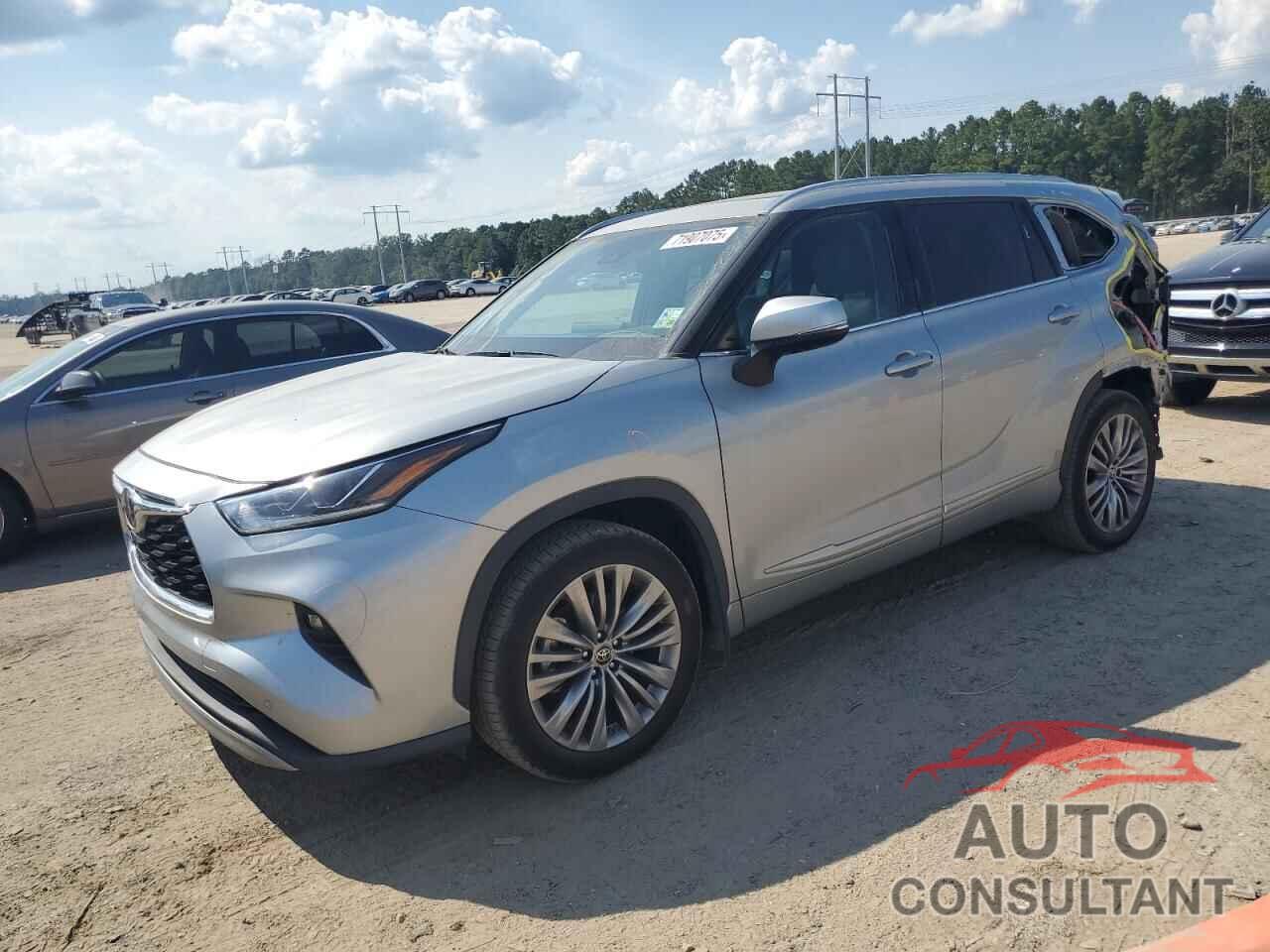 TOYOTA HIGHLANDER 2020 - 5TDFZRBH0LS027952