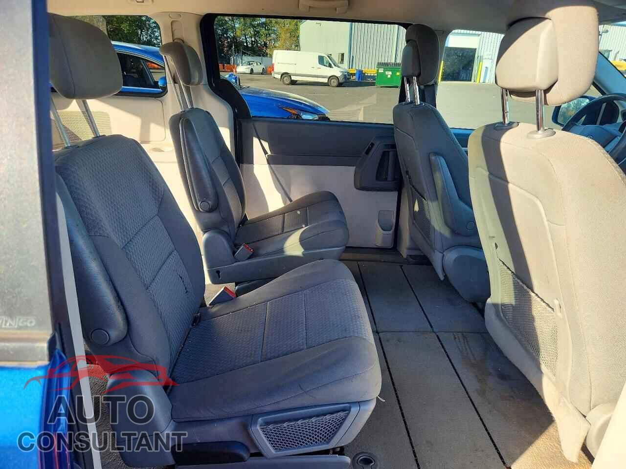 DODGE CARAVAN 2010 - 2D4RN4DE5AR363121