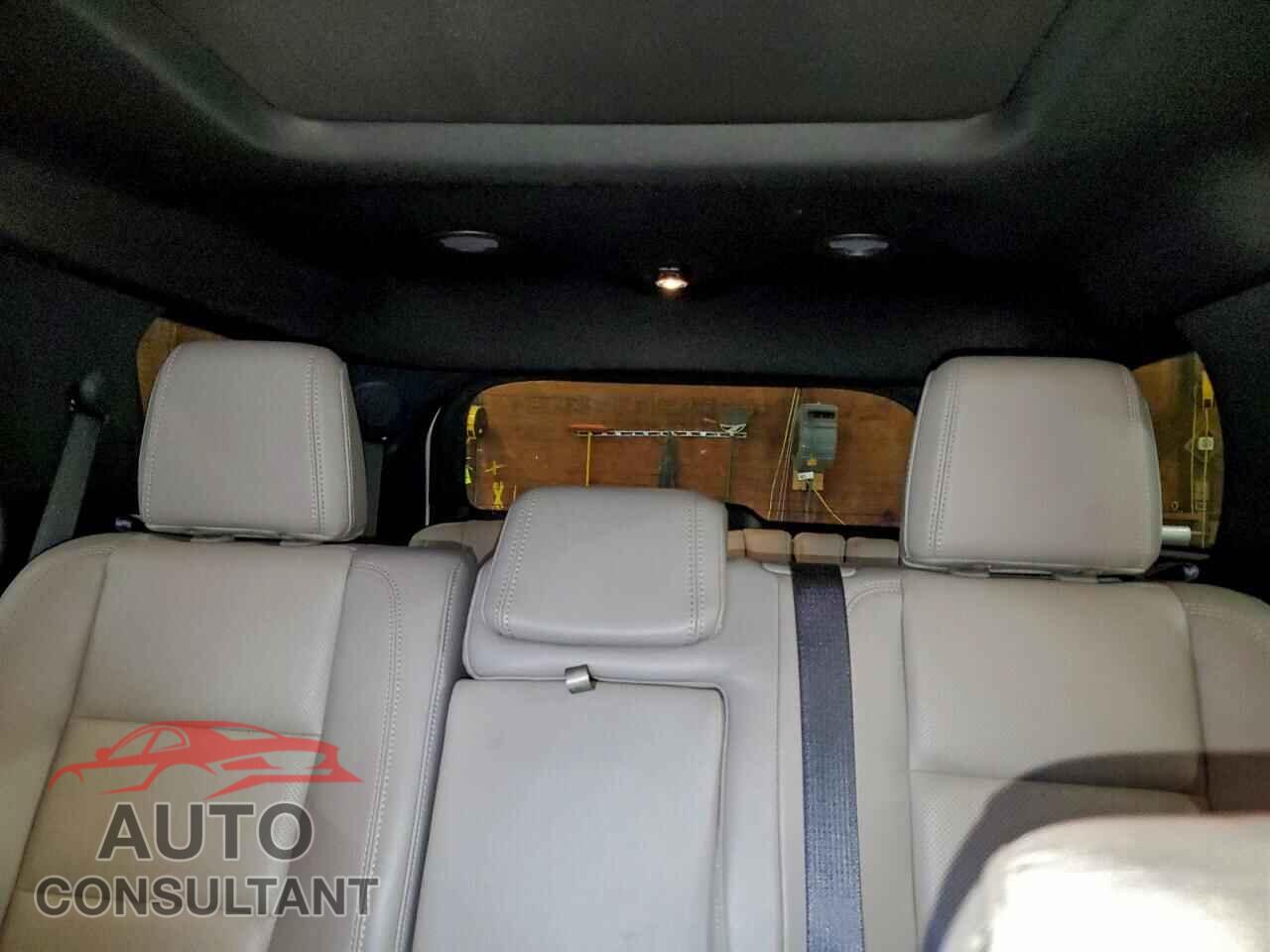 FORD EXPLORER 2011 - 1FMHK8F88BGA49820