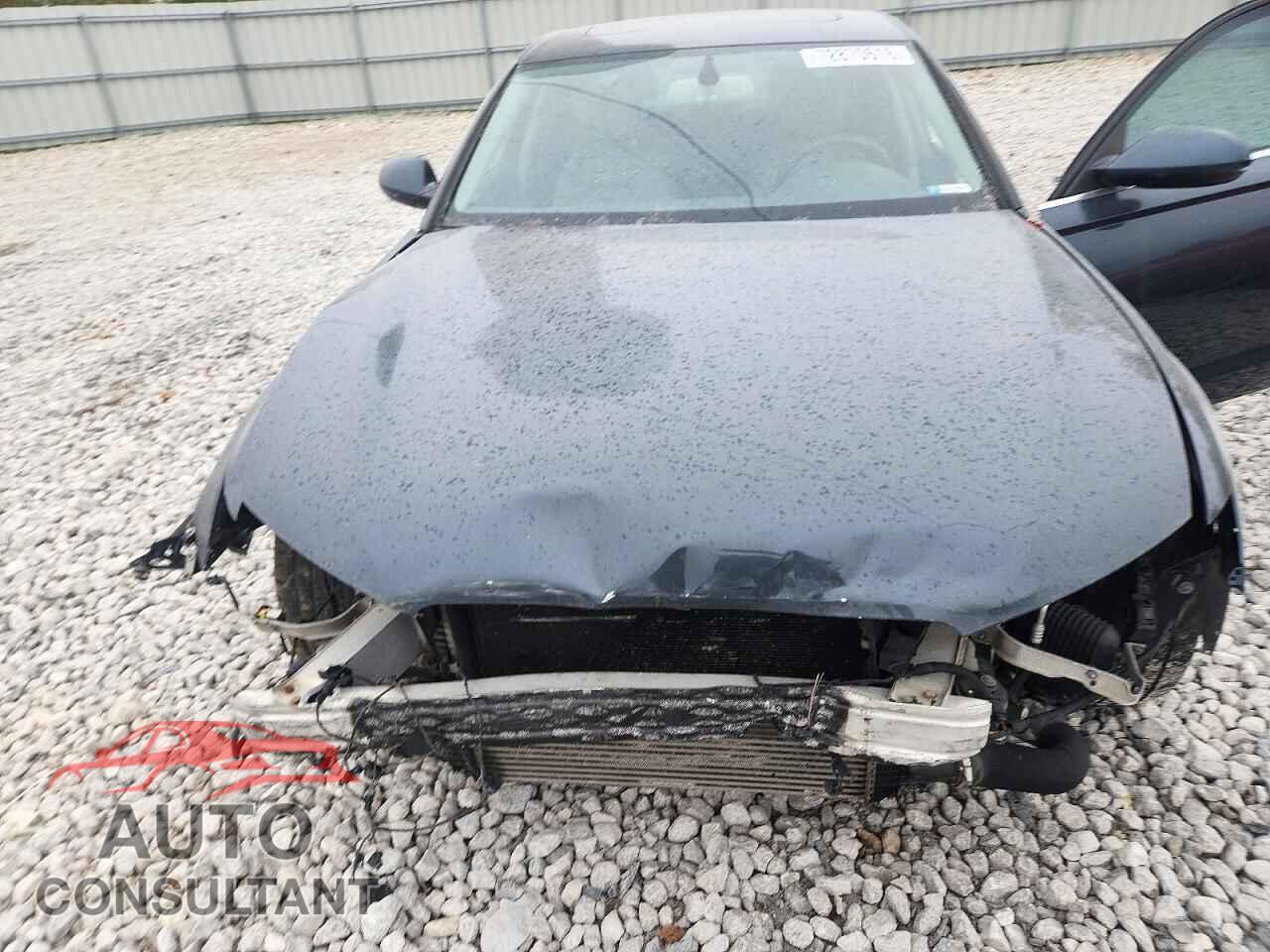 AUDI A6 2013 - WAUGFAFC0DN055669