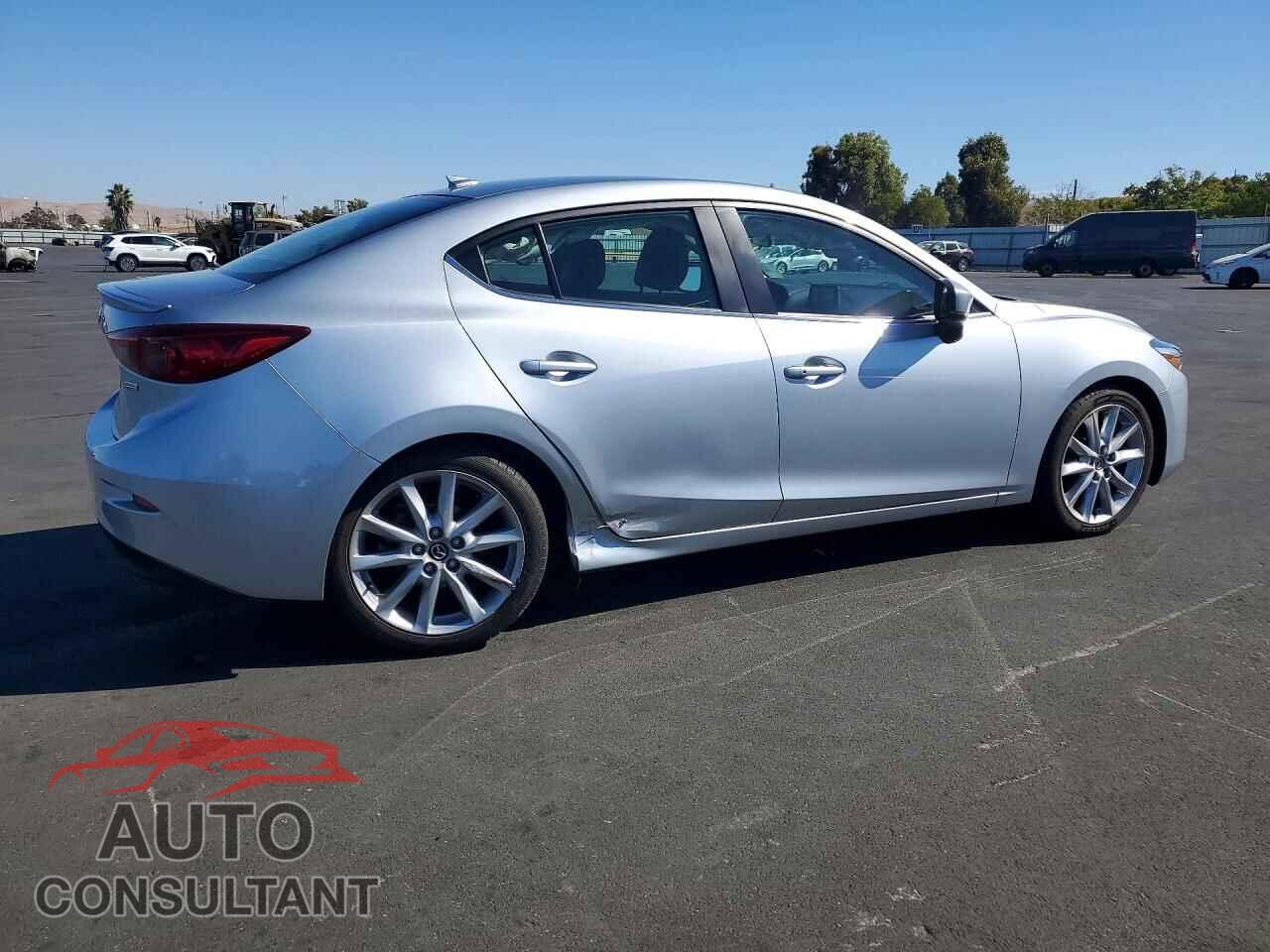 MAZDA 3 2017 - 3MZBN1V76HM127265