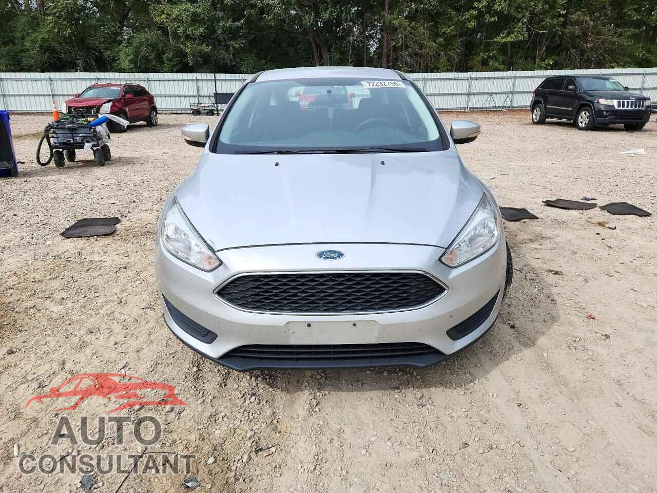 FORD FOCUS 2015 - 1FADP3K24FL291368