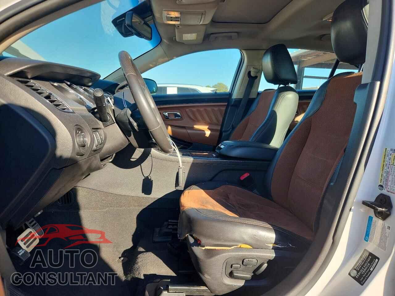 FORD TAURUS 2011 - 1FAHP2KT5BG108938