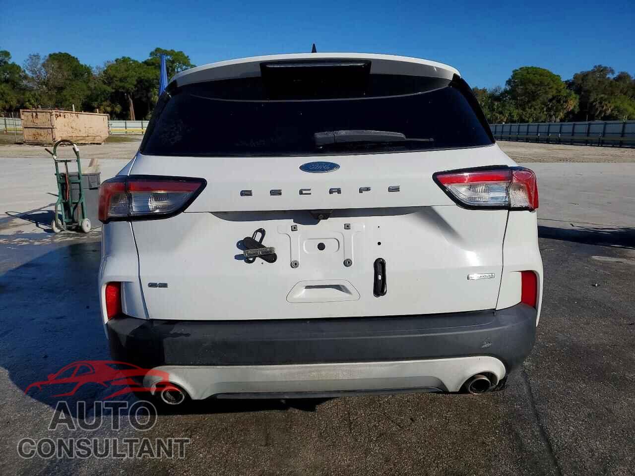 FORD ESCAPE 2020 - 1FMCU0G60LUA81859