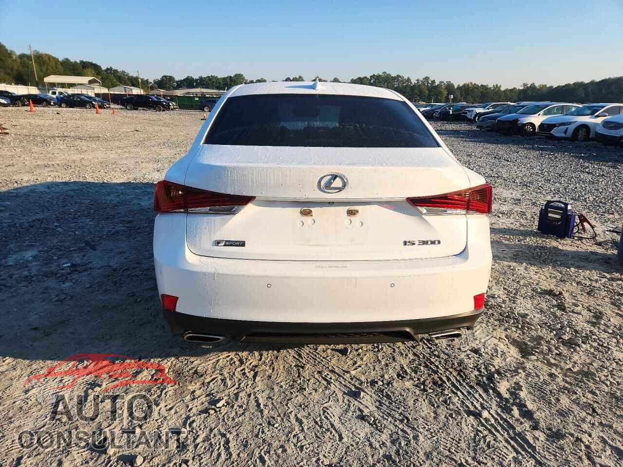 LEXUS IS 2020 - JTHGA1D25L5100954