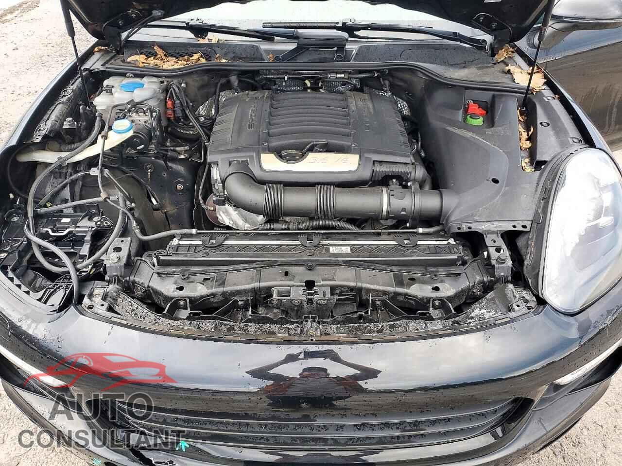 PORSCHE CAYENNE 2017 - WP1AA2A27HKA81932