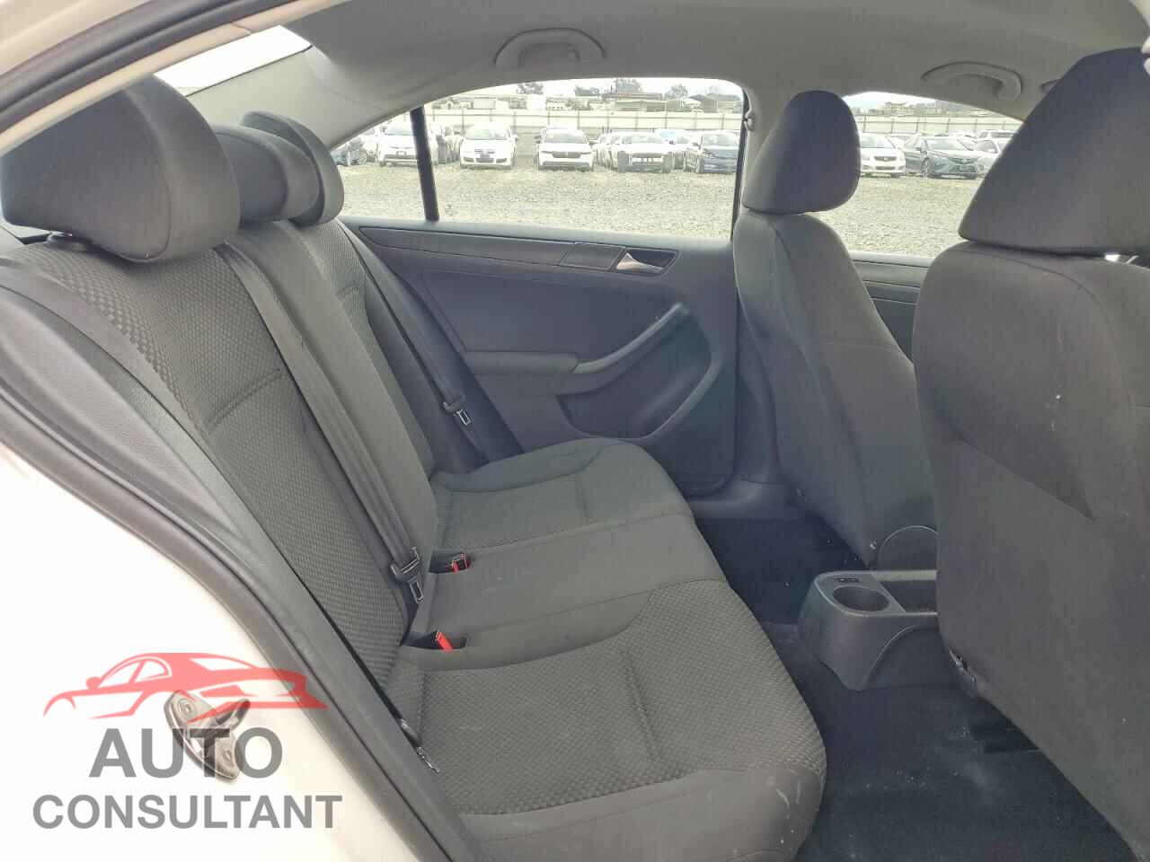 VOLKSWAGEN JETTA 2012 - 3VW2K7AJ3CM356640