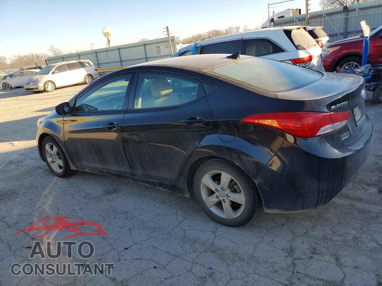 HYUNDAI ELANTRA 2012 - 5NPDH4AE0CH104474