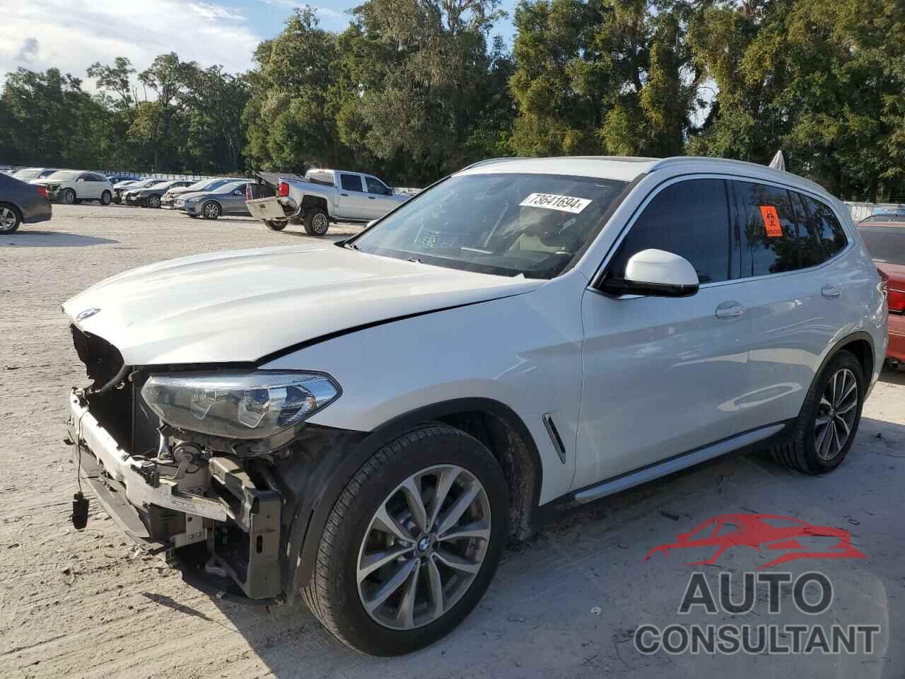 BMW X3 2018 - 5UXTR9C50JLD68873