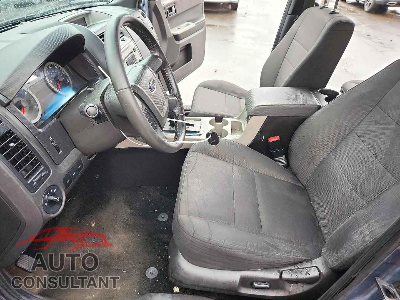 FORD ESCAPE 2011 - 1FMCU9D79BKC58355