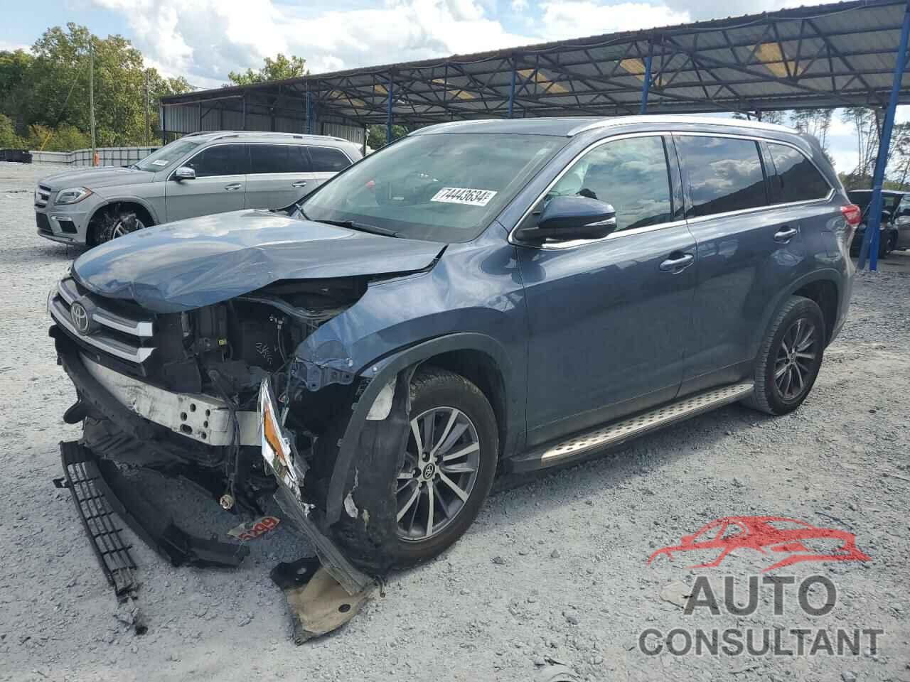 TOYOTA HIGHLANDER 2019 - 5TDKZRFH5KS329907