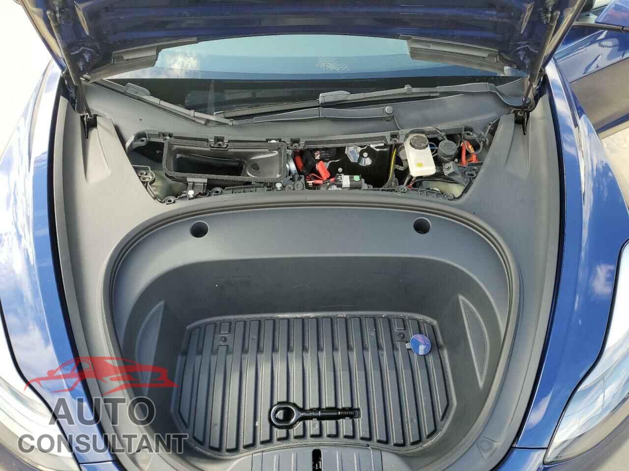 TESLA MODEL 3 2023 - 5YJ3E1EA7PF493029