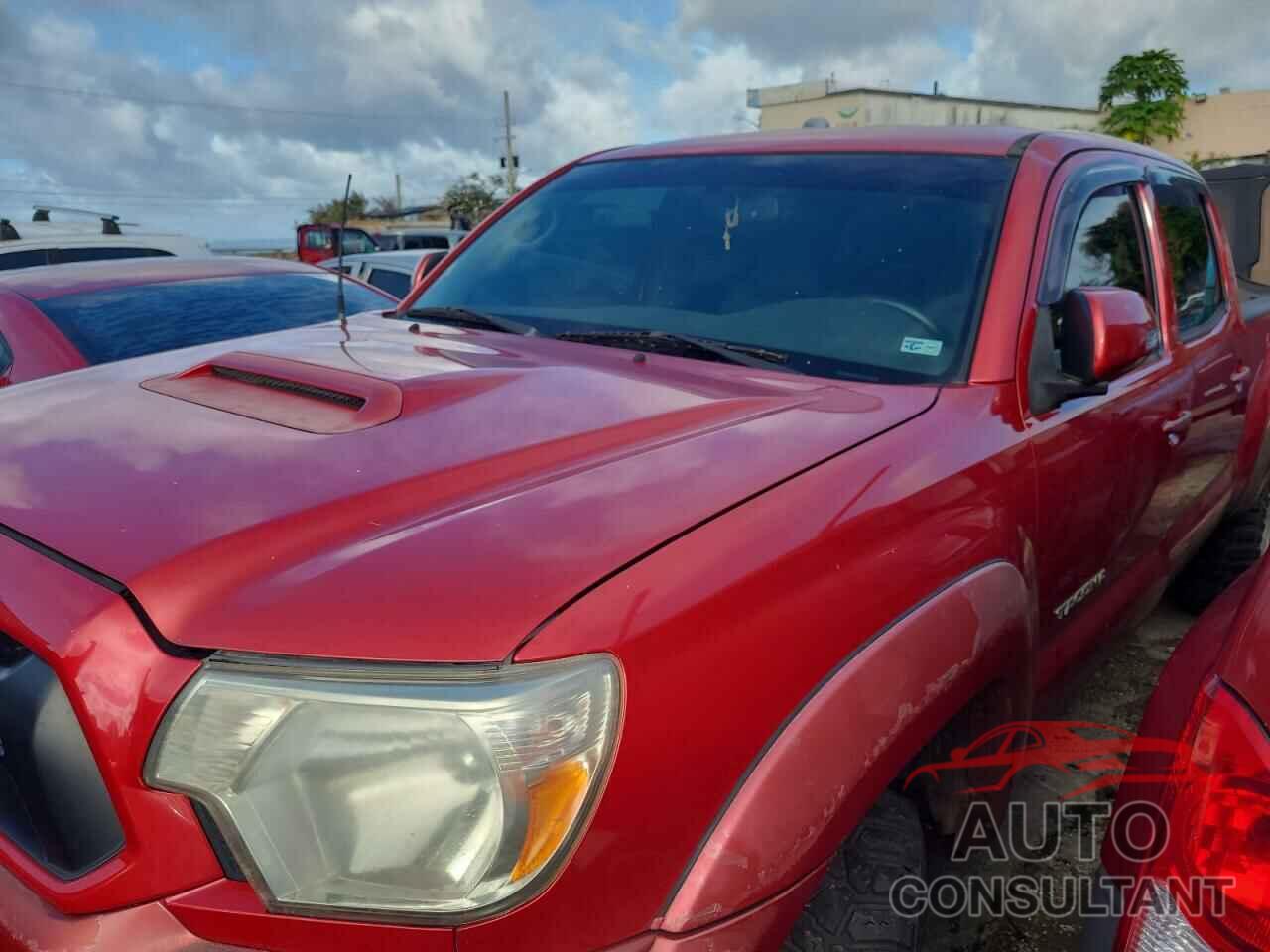 TOYOTA TACOMA 2015 - 5TFMU4FN9FX030517
