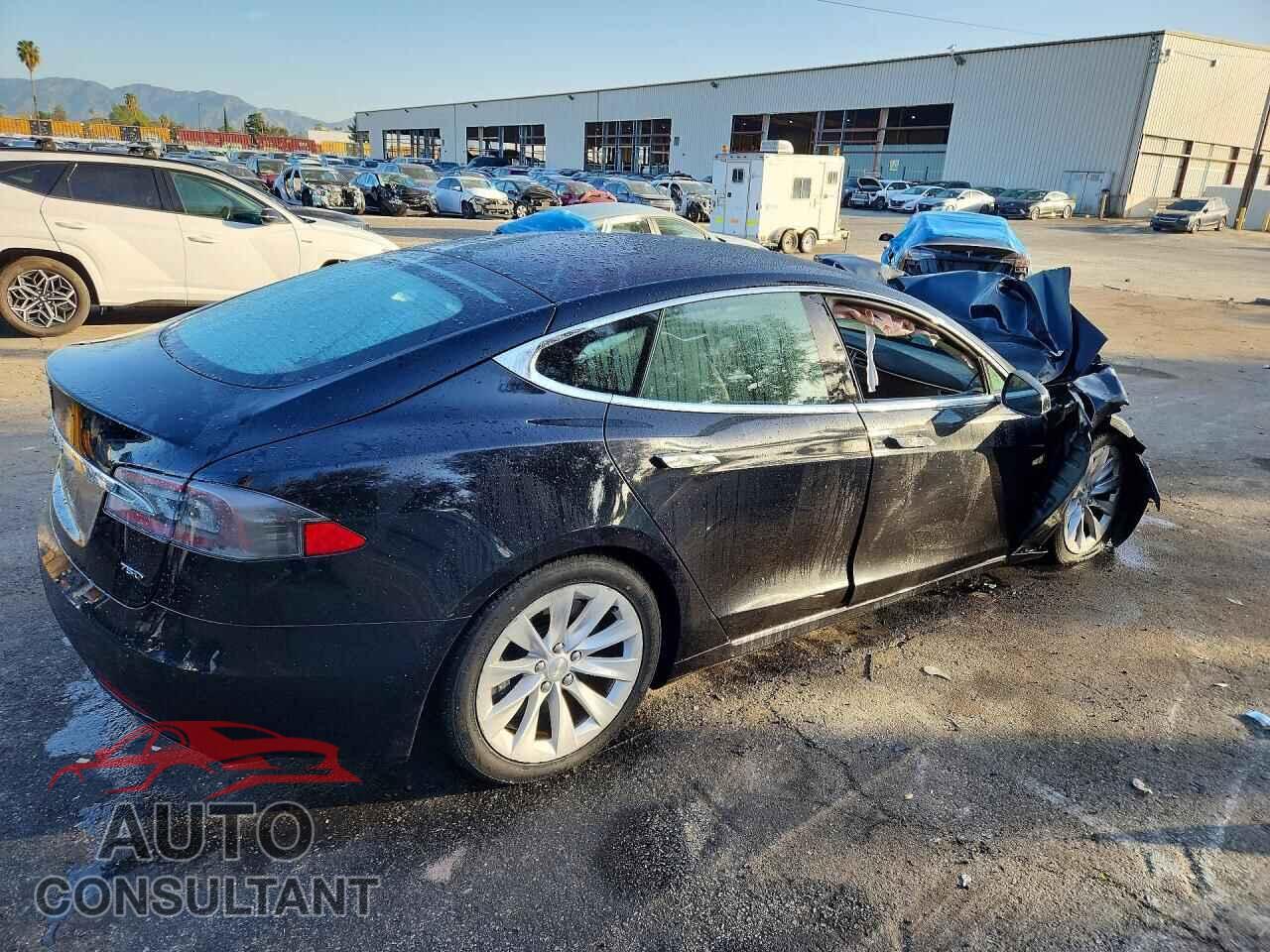 TESLA MODEL S 2017 - 5YJSA1E28HF198667
