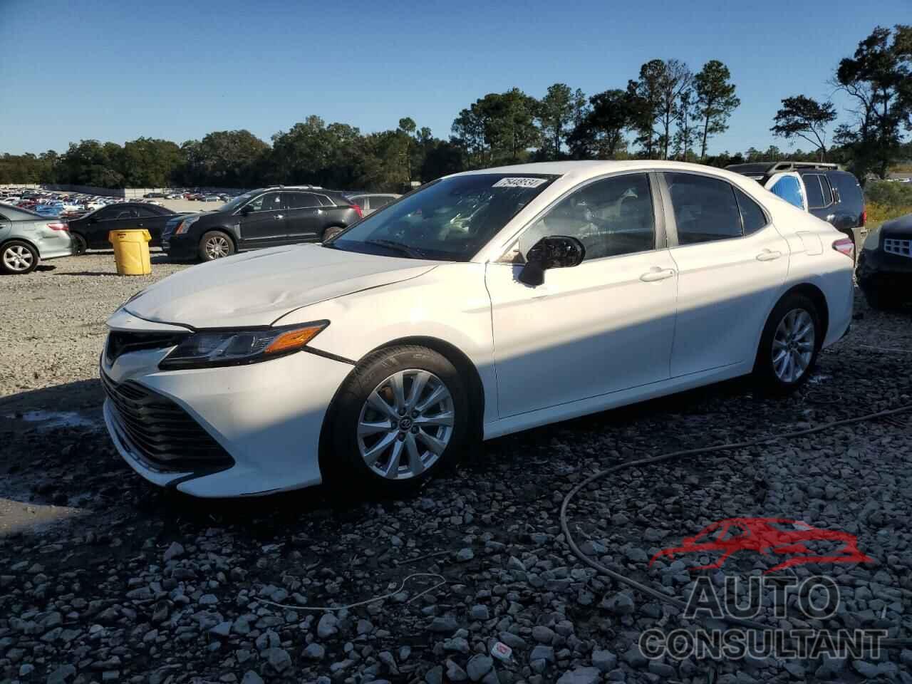 TOYOTA CAMRY 2018 - 4T1B11HK9JU616755