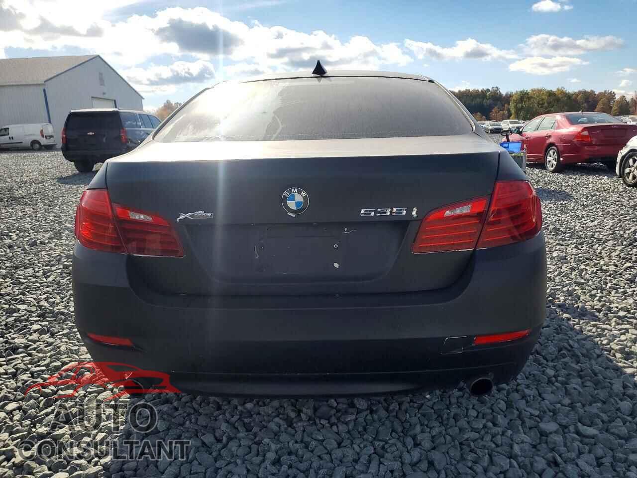 BMW 5 SERIES 2015 - WBA5B3C58FD540980