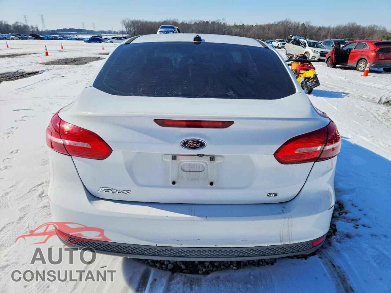 FORD FOCUS 2017 - 1FADP3F25HL285656