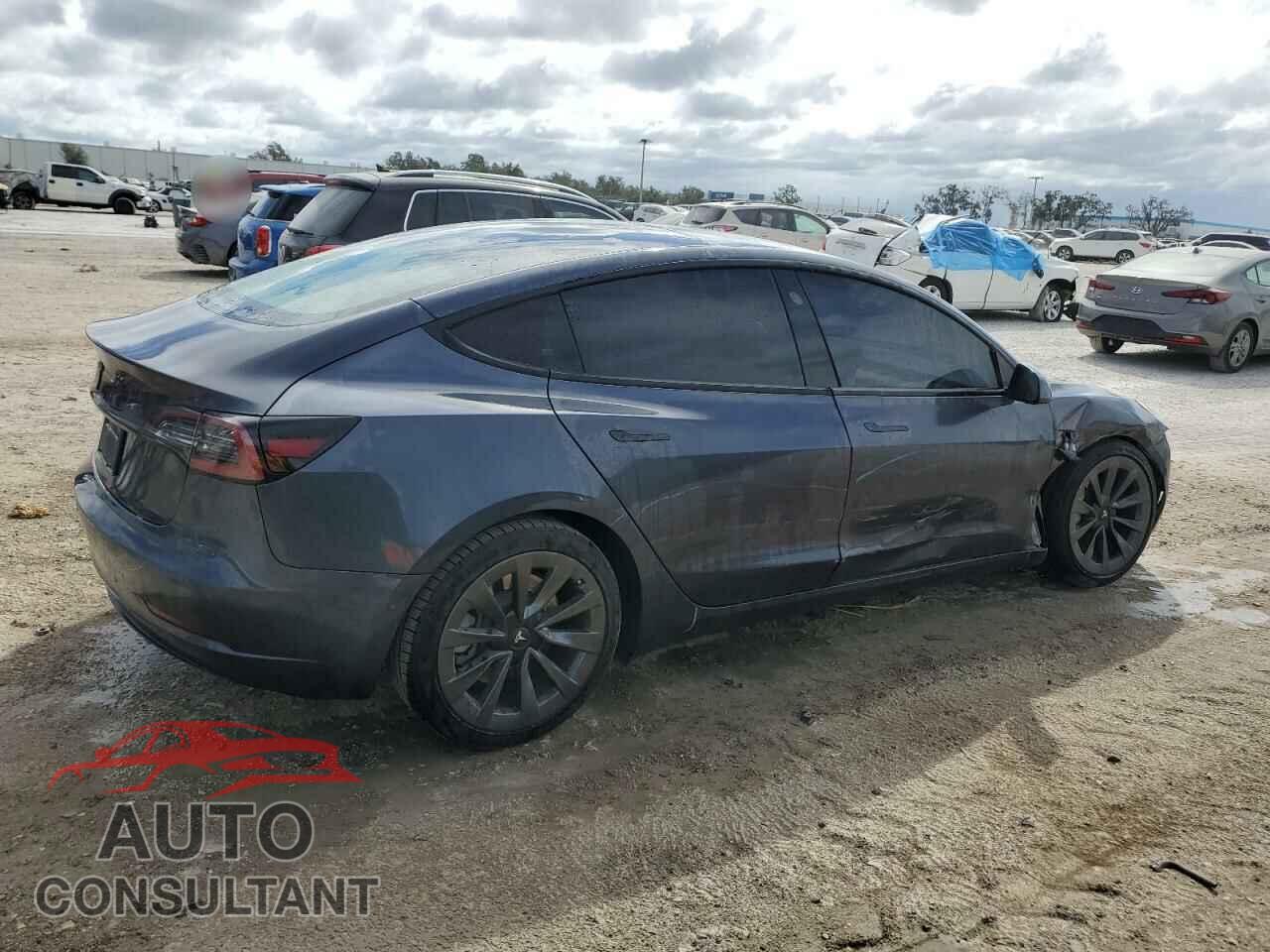 TESLA MODEL 3 2022 - 5YJ3E1EAXNF370032