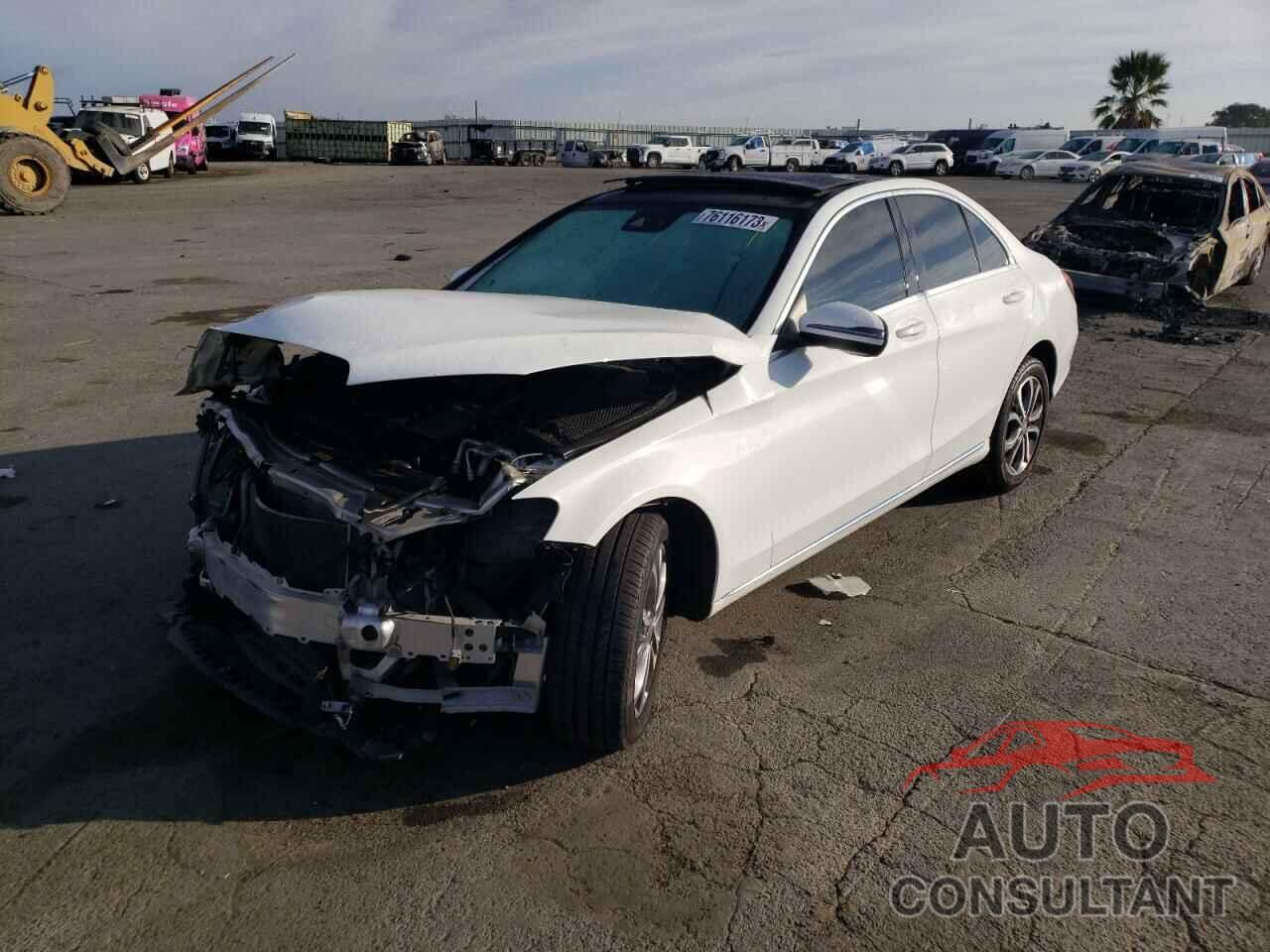 MERCEDES-BENZ C-CLASS 2016 - 55SWF4JB8GU128495