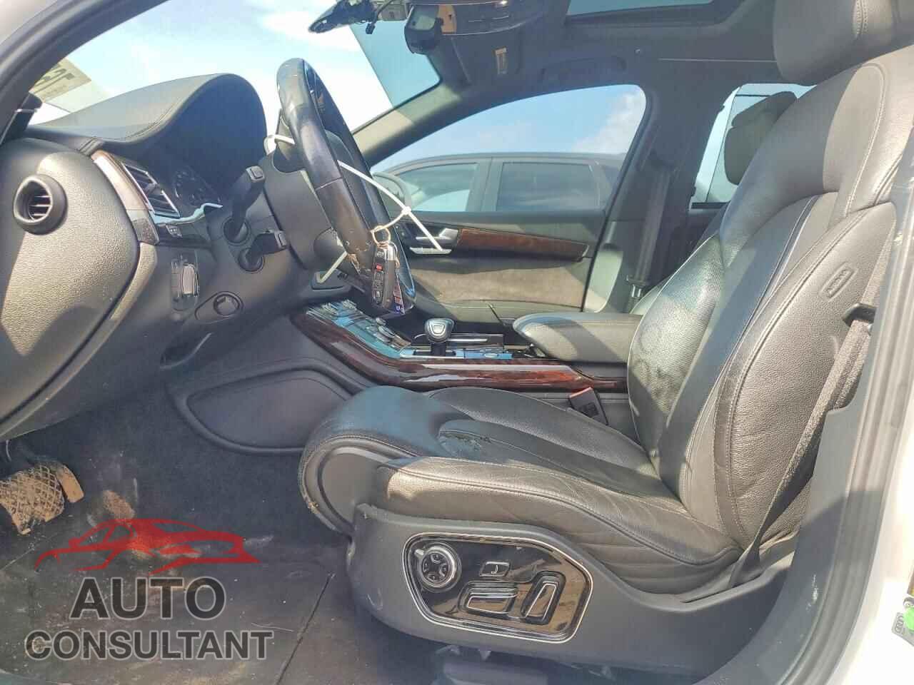 AUDI A8 2014 - WAUR2AFD9EN003049