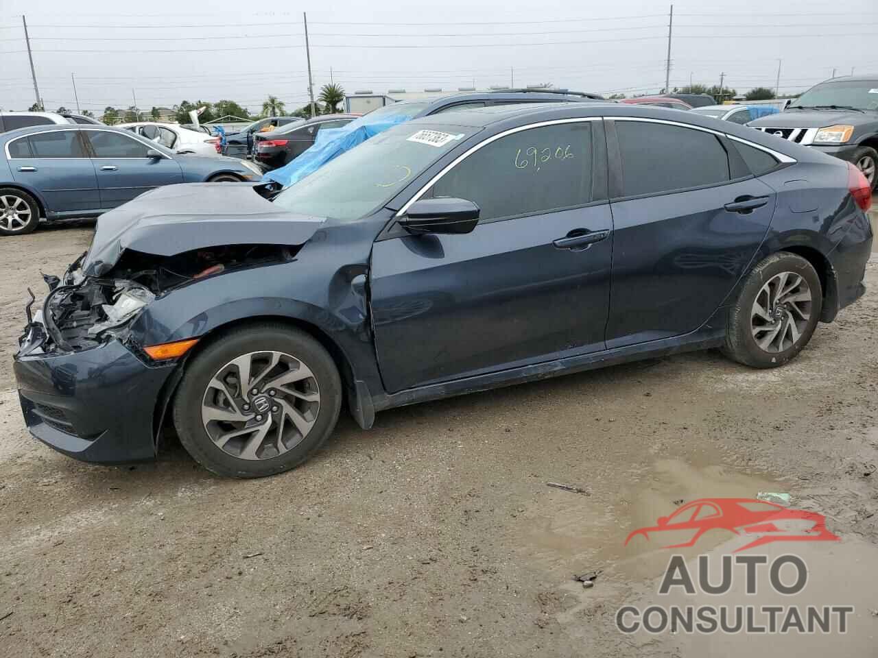 HONDA CIVIC 2018 - 2HGFC2F79JH564388