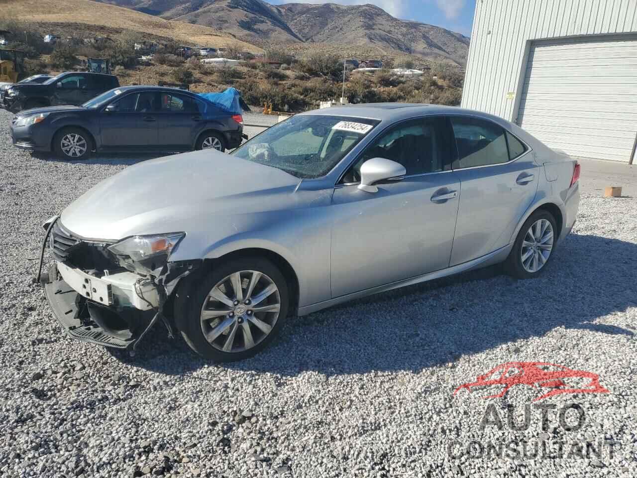 LEXUS IS 2016 - JTHBA1D24G5007911