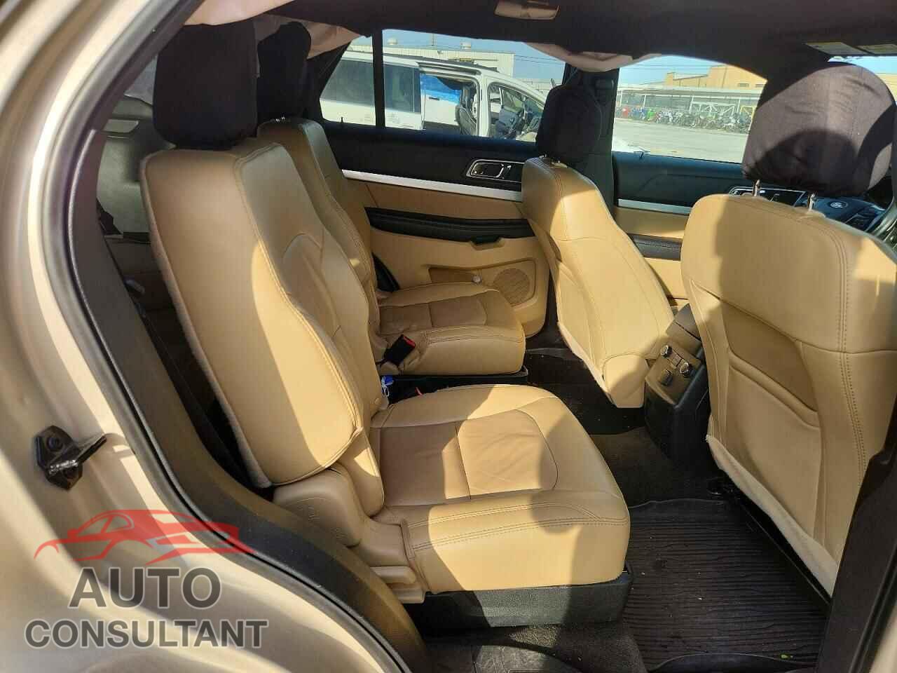 FORD EXPLORER 2017 - 1FM5K7D87HGD40351