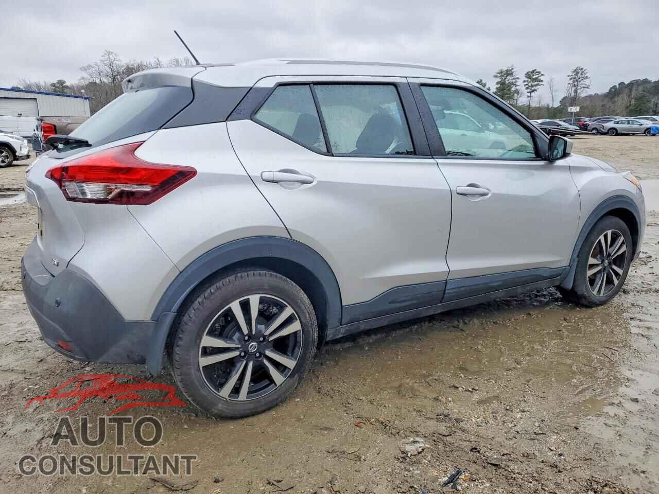NISSAN KICKS 2020 - 3N1CP5CV2LL553840