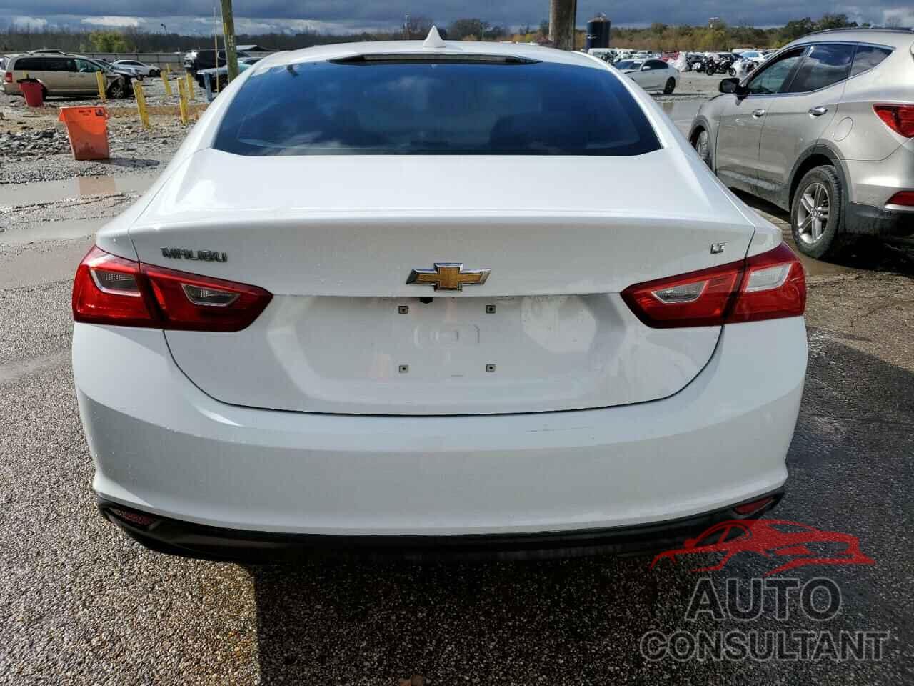 CHEVROLET MALIBU 2016 - 1G1ZE5ST3GF305067