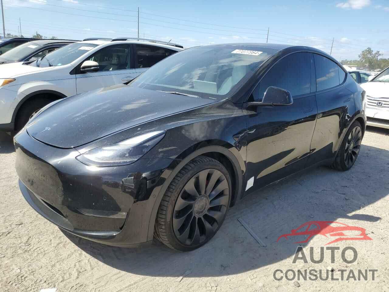 TESLA MODEL Y 2022 - 7SAYGDEF7NF451053