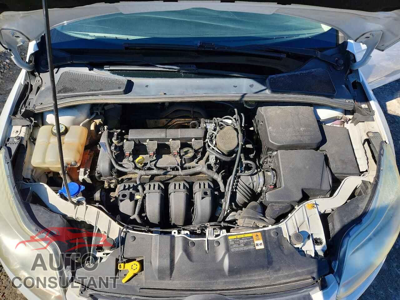 FORD FOCUS 2013 - 1FADP3F22DL340400