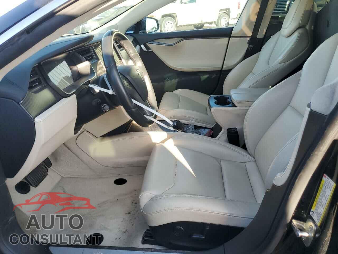 TESLA MODEL S 2018 - 5YJSA1E23JF265908