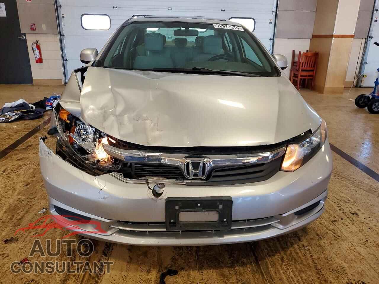 HONDA CIVIC 2012 - 2HGFB2F85CH526574